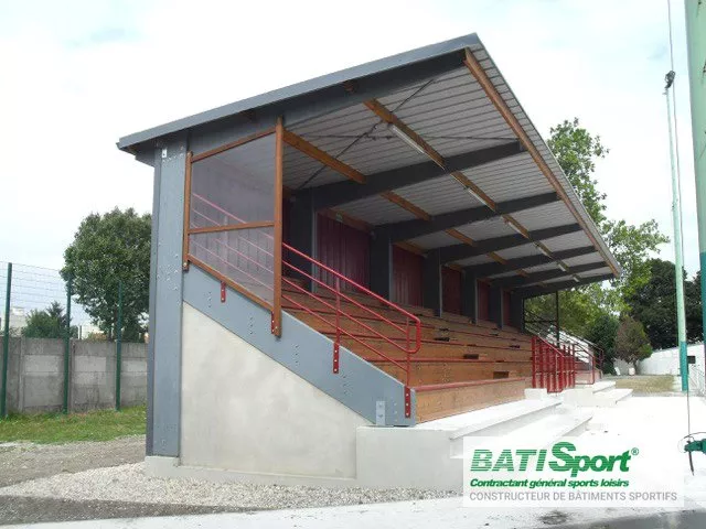 Tribune lamelle colle batisport bagnolet.