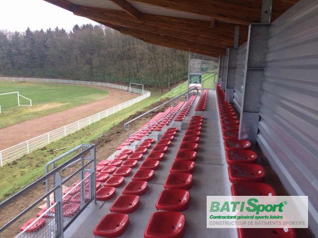 Vue interieure tribune behren.